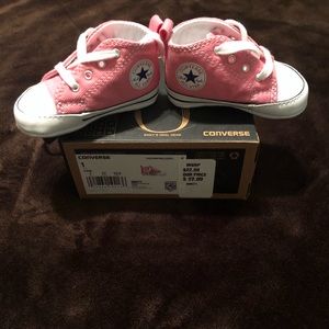 NIB Converse Baby Girl Size 1